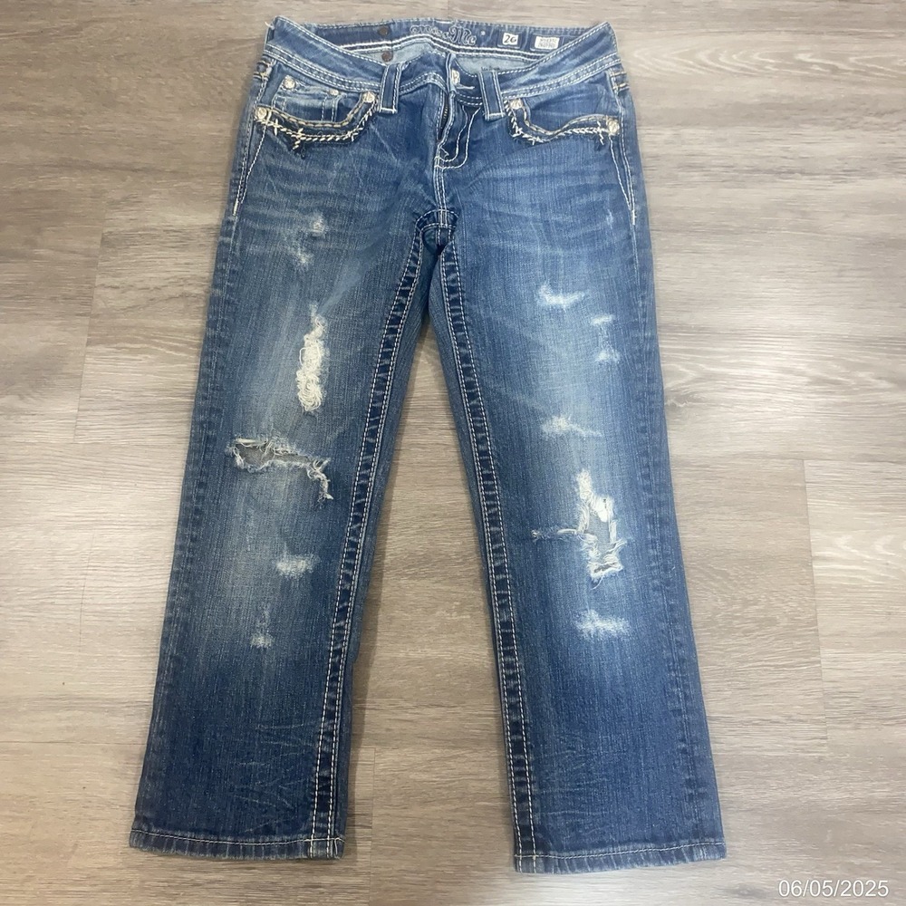 Miss Me Jeans Size 26 Cropped VTG 30 JE5835C Distressed